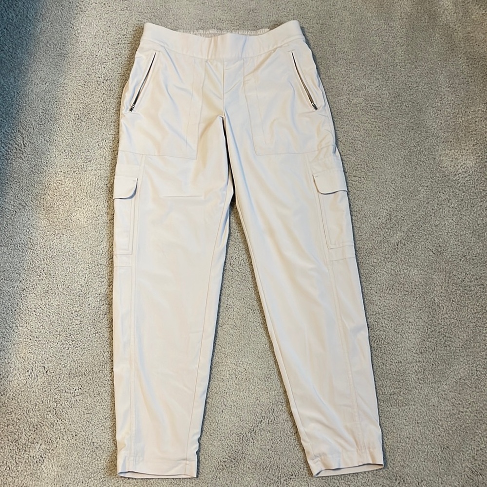 Cream Athleta size 8 joggers